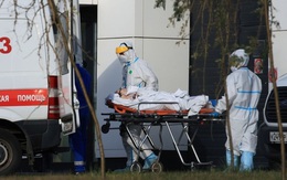 Vì  sao Nga đi trước, về sau trong cuộc chiến chống COVID-19?