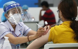 Tiêm mũi 2 vaccine COVID-19: Bị sốc mũi 1 có nên tiêm tiếp?