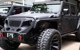 Đại lý tư nhân chào bán 'quái vật' Jeep độ 6 bánh tại Việt Nam: Giá hơn 6,8 tỷ đồng, món lạ cho giới đại gia