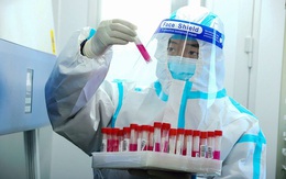 Dịch bùng phát nhanh kỷ lục cản trở chiến lược ‘Không COVID-19’ của Trung Quốc