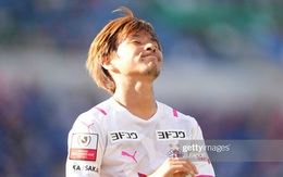 Văn Lâm cổ vũ từ Nga trong ngày Cerezo Osaka đánh rơi cúp vô địch