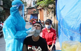 Ngày 30/10, Hà Nội phát hiện thêm 42 ca mắc Covid-19 ở 8 quận, huyện