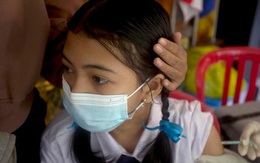 Indonesia cán mốc tiêm 150 triệu liều vắc-xin COVID-19, số ca mắc mới giảm 30 lần