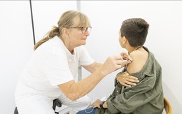 Tại sao các nước Bắc Âu hạn chế dùng vaccine COVID-19 của Moderna?