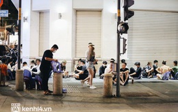 Ảnh: Giới trẻ Sài Gòn bắt đầu "quên" khẩu trang dù dịch Covid-19 đang diễn biến phức tạp