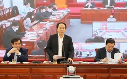 Tưởng niệm đồng bào tử vong, cán bộ chiến sĩ hy sinh chống dịch COVID-19