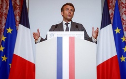 Tổng thống Macron quyết định thay đổi màu quốc kỳ Pháp