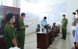 Bắt tạm giam một bác sĩ trục lợi từ việc tiêm vaccine ngừa COVID-19