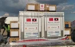 Lào tiếp tục được Trung Quốc viện trợ vaccine ngừa Covid-19