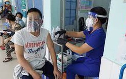 Dị ứng kháng sinh nhiều lần, tiêm ngừa Covid-19 cần lưu ý gì?