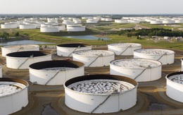 Tổng thống Biden lệnh xuất 50 triệu thùng dầu dự trữ để hạ nhiệt giá xăng dầu