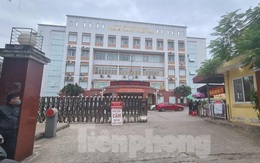 Phong tỏa một tầng, khẩn trương đối phó với ổ dịch COVID-19 phức tạp tại Bệnh viện Phụ sản Nam Định