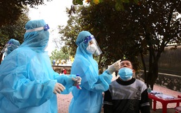 Nam tài xế mệt mỏi đi mua thuốc về uống không khỏi, 2 ngày sau đi test nhiễm Covid-19