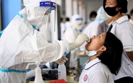 Báo động tình trạng lây lan COVID-19 trong trường học ở Trung Quốc