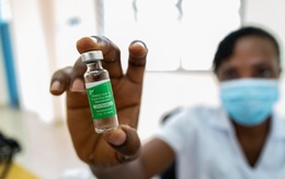 Lý do nhà sản xuất vaccine COVID-19 lớn nhất Ấn Độ cắt giảm 50% sản lượng