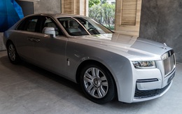 Cận cảnh Rolls-Royce Ghost thế hệ mới chính hãng đầu tiên tại Việt Nam
