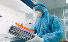 Hà Nội tiến sát mốc gần 1.900 ca mắc Covid-19, trong đó, 794 ca cộng đồng