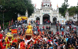 Gần 2.000 ca Covid-19 mỗi ngày, Hà Nội tổ chức các lễ hội dịp Tết Nguyên đán như thế nào?