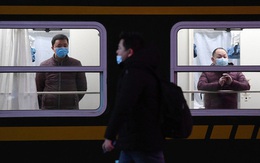 Khẩu trang, khử khuẩn, khoảng cách: Một kỳ xuân vận chưa từng thấy tại Trung Quốc dưới "bóng ma" COVID-19