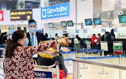 Dịch COVID-19 bùng phát trở lại, sân bay Nội Bài lại đìu hiu