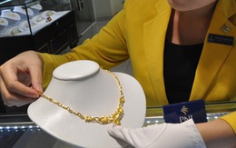 Giá vàng vẫn trên 57 triệu đồng/lượng, USD ngân hàng giảm ngày thứ 2 liên tiếp