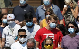 Đại dịch COVID-19 "hạ nhiệt": Niềm vui lớn nhưng cũng rất mong manh!