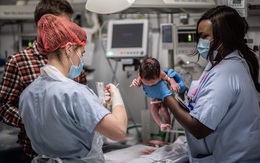 Một trẻ sơ sinh mắc COVID-19 có lượng virus cao gấp 51.000 lần người khác