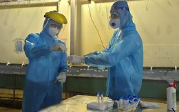 Xuyên Tết 'tìm' COVID-19