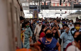 Giới chuyên gia bối rối tìm lời giải vì sao số ca COVID-19 tại Ấn Độ giảm mạnh