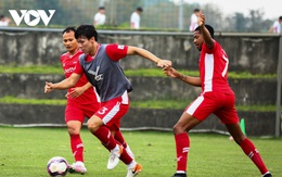 Viettel FC đón "cầu thủ thứ 12" ngày V-League 2021 trở lại