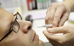 Phần Lan phát triển vaccine ngừa COVID-19 dạng xịt mũi