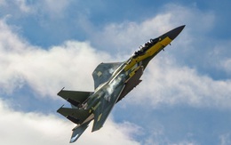 Không quân Mỹ nhận chiếc tiêm kích F-15EX đầu tiên từ Boeing