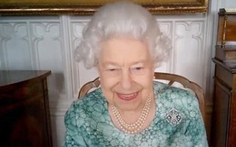 Nữ hoàng Anh tươi cười lộ diện giữa "tâm bão" lùm xùm từ cuộc phỏng vấn của Meghan Markle và Harry