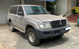 Mê Toyota Land Cruiser, đại gia Việt bỏ 1 tỷ mua xe phủ bụi 17 năm tuổi