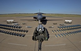 Vì sao Không quân Mỹ loại máy bay ném bom chiến lược B-1B?