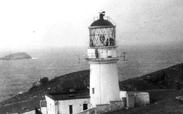 Bí ẩn ngọn hải đăng trên đảo Eileen More