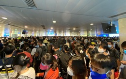 Sân bay Tân Sơn Nhất ùn tắc, Vietnam Airlines khuyến cáo hành khách đến sớm