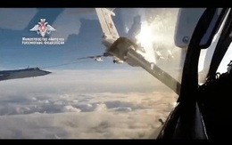 Video: Tiêm kích MiG-31 của Nga có chuyến bay lịch sử đầu tiên qua Cực Bắc
