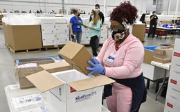 Thời khắc “thay đổi cuộc chơi” trong cuộc chiến chống Covid-19 ở Mỹ