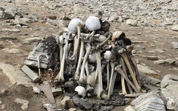 Bí ẩn về hồ nước chứa hàng trăm bộ xương người