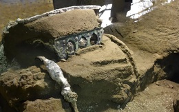 "Siêu xe" 2.000 năm tuổi được tìm thấy ở Pompeii: Xuyên không là có thật?