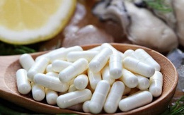 Bổ sung kẽm và vitamin C không giúp chống lại COVID-19