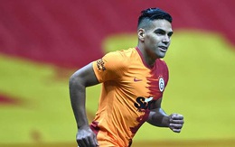 Falcao dính chấn thương ghê rợn trong buổi tập