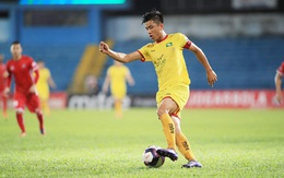 Phan Văn Đức trải lòng khi SLNA rơi xuống cuối bảng xếp hạng V.League