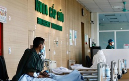 Điều gì xảy ra bên trong 2 "tâm dịch" Covid-19 ở Hà Nội: "Tình hình của chúng tôi không phức tạp như nhiều người nghĩ"