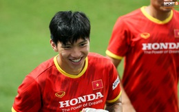 Tuyển Việt Nam loại 10 cầu thủ trước khi sang UAE