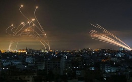 Bên nào thắng trong cuộc đấu ác liệt giữa tên lửa Hamas và hệ thống Vòm Sắt của Israel?