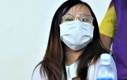 Vợ Công Phượng đến sân cổ vũ HAGL, dáng vẻ mang bầu lộ rõ