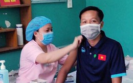 ĐT Futsal Việt Nam được tiêm vắc xin phòng COVID-19, chuẩn bị đá play-off tranh vé dự World Cup tại UAE