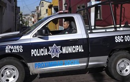 Đáp trả chính phủ, băng đảng Mexico liều lĩnh truy sát tận nhà các sỹ quan cảnh sát